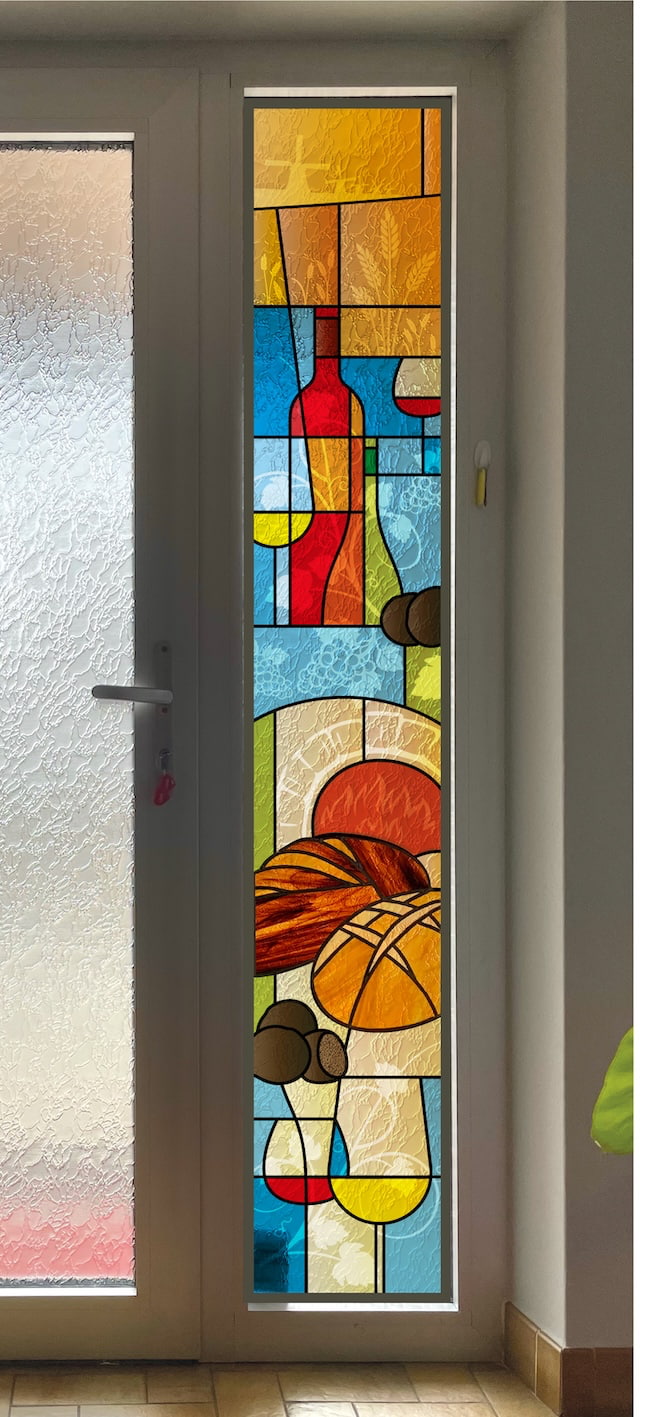 Un vitrail dans un hall d